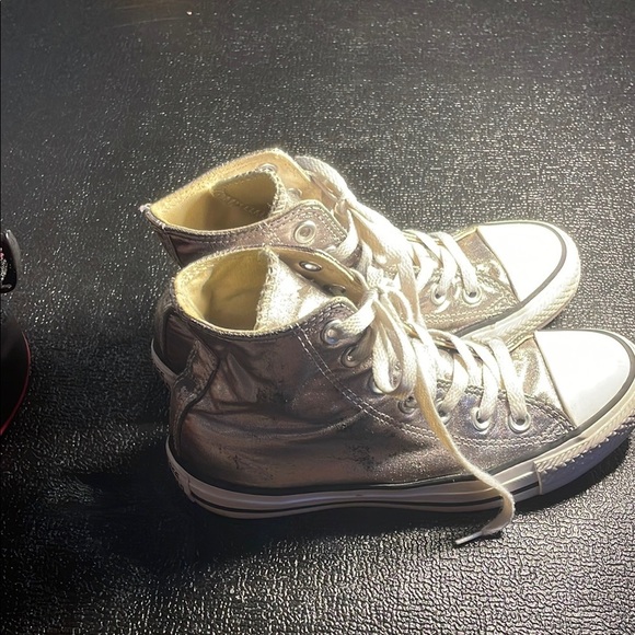Converse Silver White Sneakers Classic Design - Picture 2 of 8